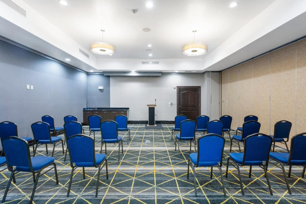 Holiday Inn Hotel & Suites Waco Northwest By Ihg Bellmead Exteriör bild