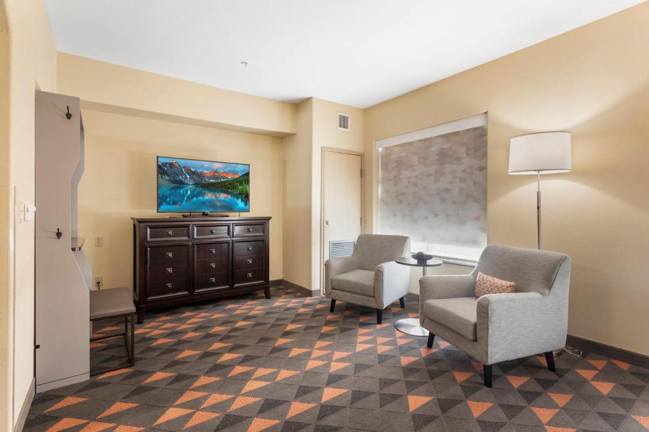 Holiday Inn Hotel & Suites Waco Northwest By Ihg Bellmead Exteriör bild